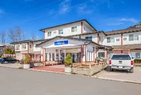 Photograph of Motel 6, Revelstoke