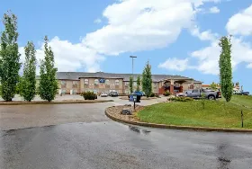 Photograph of Canalta Hotel, Rimbey