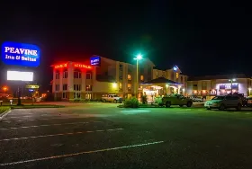 Photograph of Peavine Inn & Suites, High Prairie