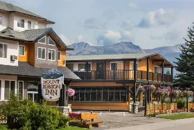 Photograph of Mount Robson Inn, Jasper