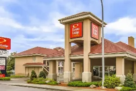 Photograph of Econo Lodge, Lethbridge