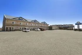 Photograph of Days Inn, High Level