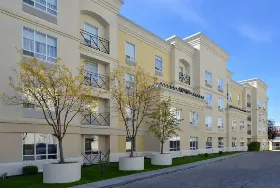 Photograph of Hampton Inn, Calgary