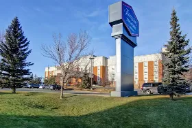 Photograph of Hampton Inn, Calgary