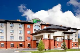 Photograph of Holiday Inn, Whitecourt