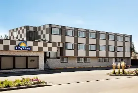 Photograph of Days Inn, Sylvan Lake