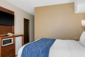 Photograph of Comfort Inn, Medicine Hat