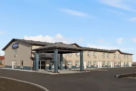 Photograph of Travelodge, Pincher Creek