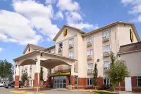 Photograph of Super 8, High Level