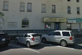 Photograph of Hylton Hotel, Redcliff