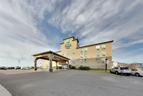 Photograph of Holiday Inn & Suites Edmonton Arpt - Conference Ctr, Nisku