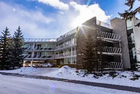 Photograph of Bow View Lodge, Banff
