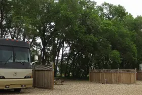Photograph of L. R. Campground & RV Park, Monitor