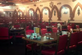 Photograph of Three Knights Steak House & Pizza, Drayton Valley
