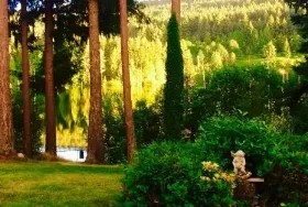 Photograph of Westwood Lake Lodge, Nanaimo