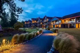 Photograph of Best Western Tin Wis Resort Lodge, Tofino