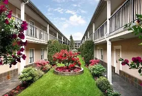 Photograph of Days Inn, Vancouver