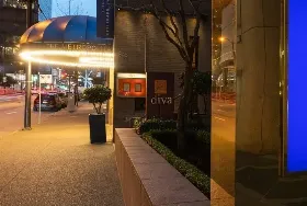 Photograph of Metropolitan Hotel Vancouver, Vancouver