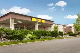 Photograph of Super 8, Prince George