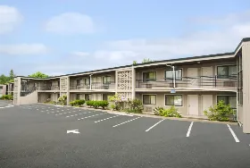 Photograph of Travelodge, North Vancouver