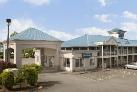 Photograph of Travelodge, Langley