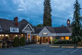 Photograph of Ramada Duncan Cowichan Valley, Duncan