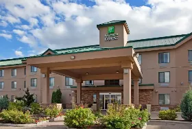 Photograph of Holiday Inn Express, Vernon