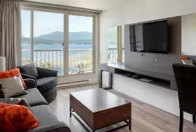 Photograph of Oceanfront Grand Resort And Marina, Cowichan Bay