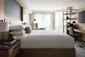 Photograph of Vancouver Airport Marriott Hotel, Richmond