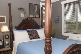 Photograph of Brookside Inn Boutique Hotel, Abbotsford