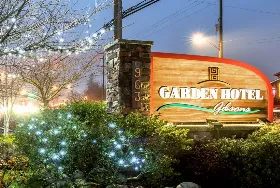 Photograph of Gibsons Garden Hotel, Gibsons