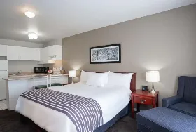 Photograph of Sandman Inn, Williams Lake