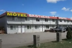 Photograph of Brothers Inn, Prince George