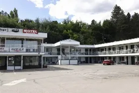 Photograph of The Villager Inn, Princeton