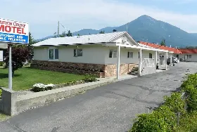 Photograph of Canyon Court Motel, Nakusp