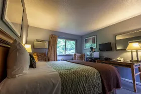 Photograph of Fuller Lake Motel, Chemainus