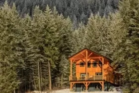 Photograph of Mount 7 Lodges, Golden