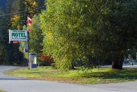 Photograph of Selkirk Motel & RV Sites, Salmo