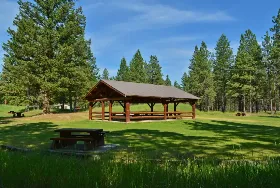 Photograph of Kikomun Creek Provincial Park, Elko