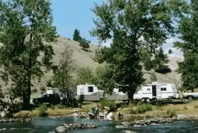 Photograph of Moon Shadows RV Park & Campground, Merritt