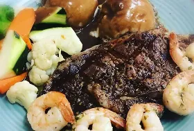 Photograph of Huckleberry's Family Restaurant, Invermere