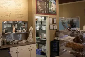 Photograph of Willow Street Cafe, Chemainus