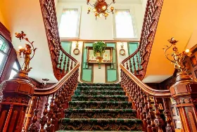 Photograph of Amethyst Inn at Regents Park, Victoria