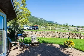 Photograph of Holley Lane Bed And Breakfast, Sparwood