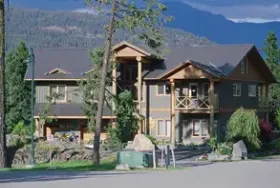 Photograph of Greenwood Country Inn, Pemberton