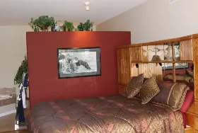 Photograph of Beachcomber Marine Spa B&B and Cottage:, Sechelt