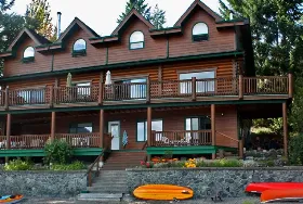 Photograph of Sunflower Inn B&B, Christina Lake