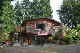 Photograph of At Nautica Tigh B&B, Qualicum Beach