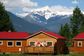 Photograph of Deere Ridge B&B - Luxury Rustic Cabins, Windermere