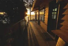 Photograph of Dolphins Resort, Campbell River